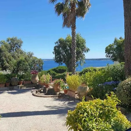 Apartment Luxury 4 Bedrooms In *
