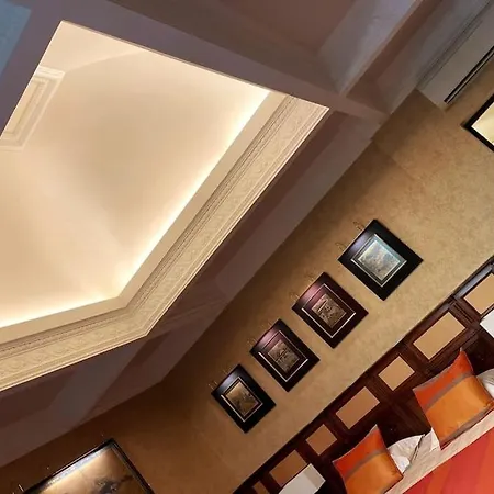 Apartment Luxury 4 Bedrooms In *