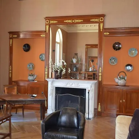 Luxury 4 Bedrooms In Apartment