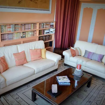 Apartment Luxury 4 Bedrooms In *